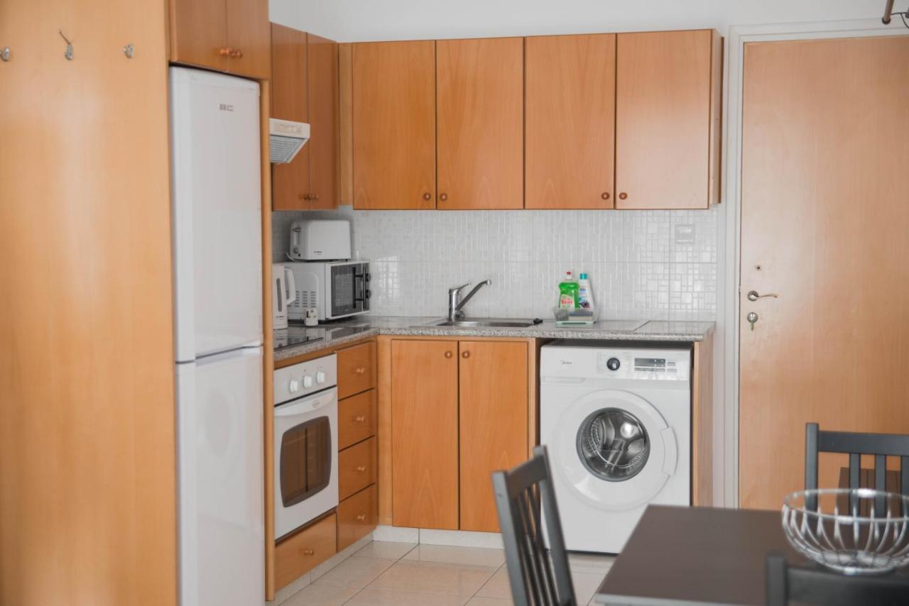 Renovated One Bedroom Apartment In Paphos With Pool エクステリア 写真